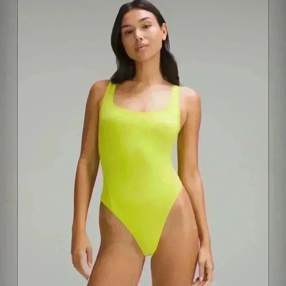 Wundermost Ultra-Soft Square-Neck Sleeveless Bodysuit XS